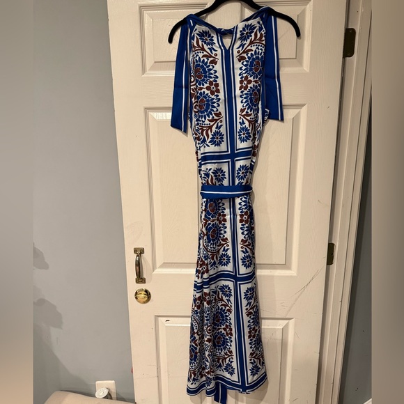 Talbots Dresses & Skirts - Talbots Blue and White Patterned Maxi Dress